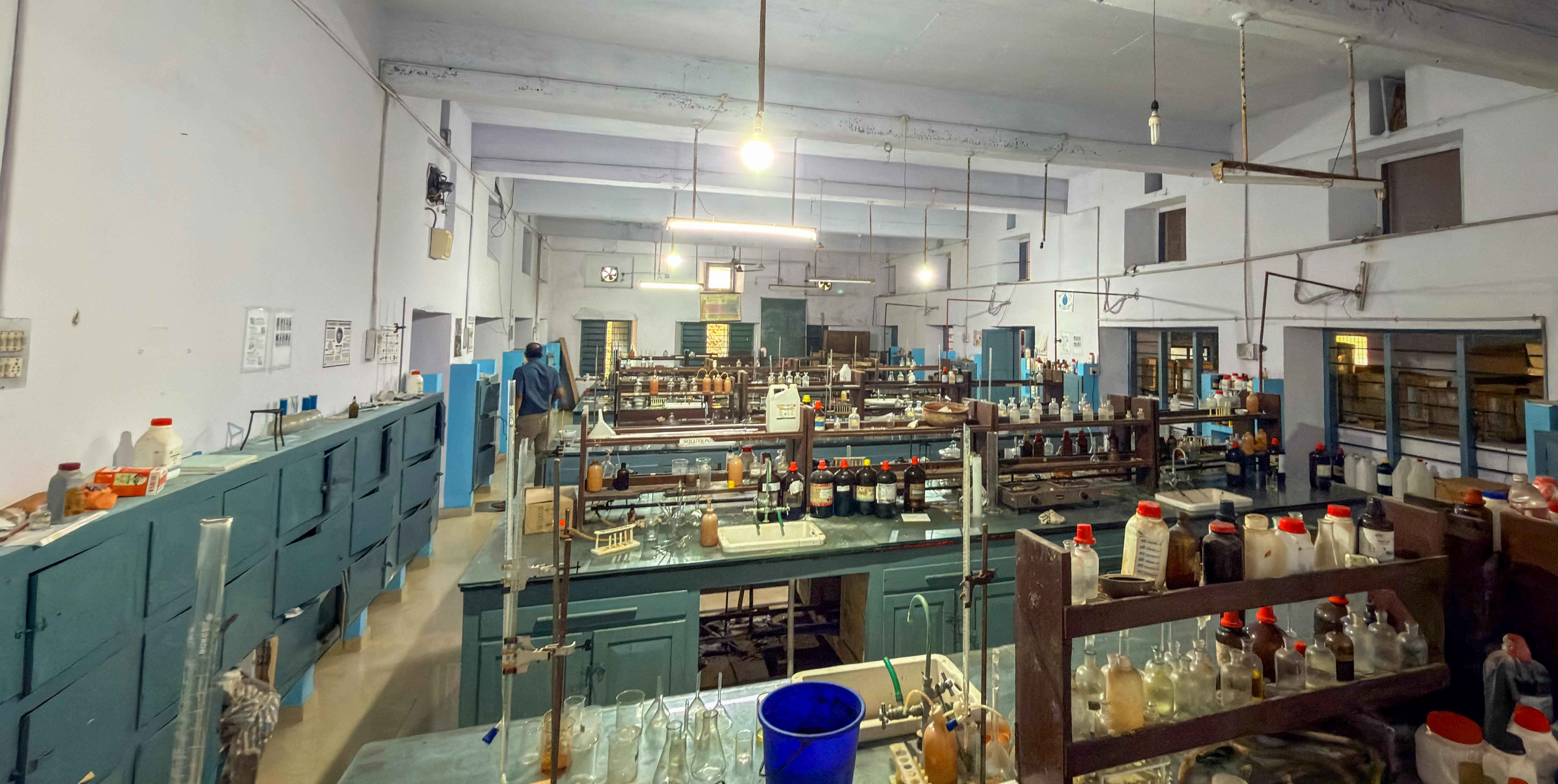 Chemistry & Biochemistry Lab 3